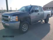 ✅ 2008 Chevrolet Silverado 2500HD Work Truck • VIN: 1GCHK29K28E120507 • Лот: 43739119. Опубликован ранее на IAAI с пробегом 244 639 миль. Бесплатный доступ к архиву аукционных продаж из США и подробный отчёт об истории автомобиля на DreamBid. Изображение 2.