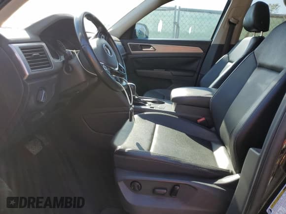 ✅ 2019 Volkswagen Atlas SE • VIN: 1V2DR2CA4KC572972 • Lot: 91866135. Listed on Copart with 133,036 mi. Free auction sales archive from the USA and detailed vehicle history report at DreamBid. Image 7.