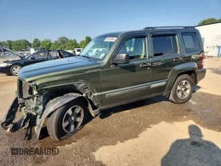 ✅ 2008 Jeep Liberty Sport • VIN: 1J8GP28K68W144584 • Лот: 81021855. Опубликован ранее на Copart с пробегом 129 888 миль. Бесплатный доступ к архиву аукционных продаж из США и подробный отчёт об истории автомобиля на DreamBid. Изображение 1.