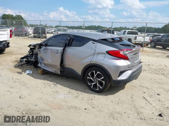 ✅ 2018 Toyota C-HR XLE • VIN: NMTKHMBX9JR029710 • Лот: 43307773. Опубликован ранее на IAAI с пробегом Не указан. Бесплатный доступ к архиву аукционных продаж из США и подробный отчёт об истории автомобиля на DreamBid. Изображение 3.