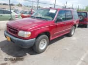 ✅ 2000 Ford Explorer XLS • VIN: 1FMZU72XXYUB20077 • Lot: 42744904. Wystawiony na IAAI z przebiegiem 149 319 mil. Bezpłatny archiwum sprzedaży aukcyjnych z USA i szczegółowy raport historii pojazdu na DreamBid. Zdjęcie 2.