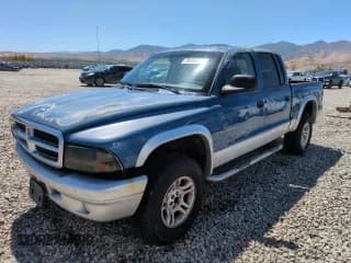 ✅ 2002 Dodge Dakota SLT • VIN: 1B7HG48N12S553169 • Lot: 69398845. Wystawiony na Copart z przebiegiem 218 990 mil. Bezpłatny archiwum sprzedaży aukcyjnych z USA i szczegółowy raport historii pojazdu na DreamBid. Zdjęcie 1.
