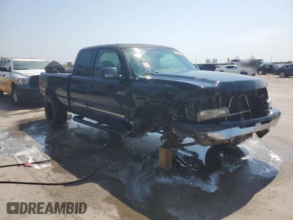 2006 Chevrolet Silverado 1500 LS z VIN 1GCEK19V36Z232083, wystawiony jako Copart lot #67372024 z przebiegiem Nie podano mil oraz Szkoda całkowita • Salvage title. Historia ofert i sprzedaży dostępna na DreamBid. Obrazek 4.
