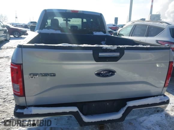 ✅ 2016 Ford F-150 XLT • VIN: 1FTEX1EP8GKE40737 • Lot: 43836882. Listed on IAAI with 261,996 mi. Free auction sales archive from the USA and detailed vehicle history report at DreamBid. Image 16.