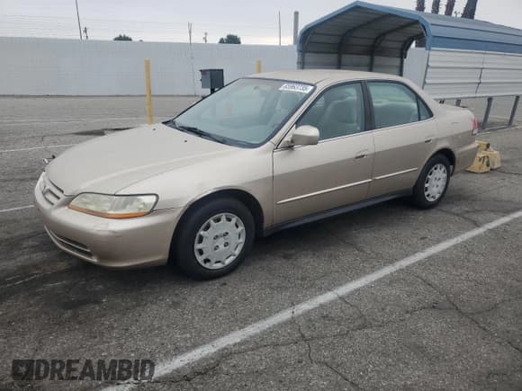 ✅ 2001 Honda Accord LX • VIN: 1HGCG56461A057154 • Lot: 65963735. Listed on Copart with 159,765 mi. Free auction sales archive from the USA and detailed vehicle history report at DreamBid. Image 1.