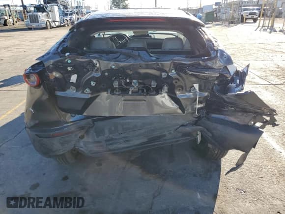 ✅ 2021 Mazda CX-30 Preferred • VIN: 3MVDMBCL8MM316965 • Lot: 87052035. Listed on Copart with 37,874 mi. Free auction sales archive from the USA and detailed vehicle history report at DreamBid. Image 6.