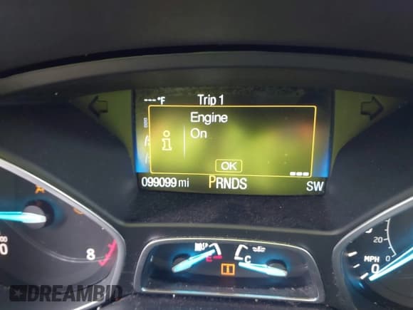 ✅ 2017 Ford Escape SE • VIN: 1FMCU9GD7HUB76526 • Lot: 43678296. Wystawiony na IAAI z przebiegiem 99 099 mil. Bezpłatny archiwum sprzedaży aukcyjnych z USA i szczegółowy raport historii pojazdu na DreamBid. Zdjęcie 15.