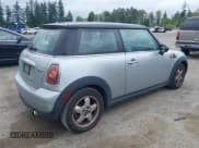 ✅ 2007 MINI Hardtop • VIN: WMWMF33557TU61953 • Lot: 42678840. Listed on IAAI with 139,665 mi. Free auction sales archive from the USA and detailed vehicle history report at DreamBid. Image 4.