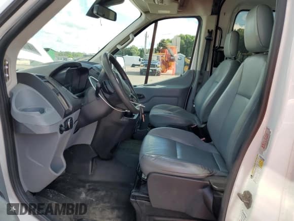 ✅ 2016 Ford Transit Cargo • VIN: 1FTYR3XM8GKB47068 • Lot: 65234315. Listed on Copart with 342,235 mi. Free auction sales archive from the USA and detailed vehicle history report at DreamBid. Image 7.
