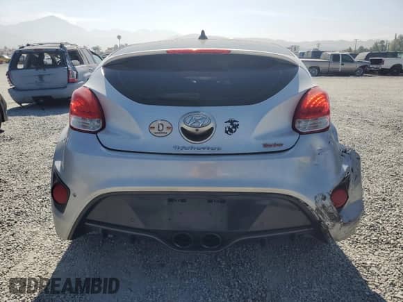 2013 Hyundai Veloster Turbo с VIN KMHTC6AE4DU158062, выставлен на аукционе Copart как лот 60075385 с пробегом 114 083 миль миль и Списание • Salvage title. История ставок и продаж доступна на DreamBid. Изображение 6.