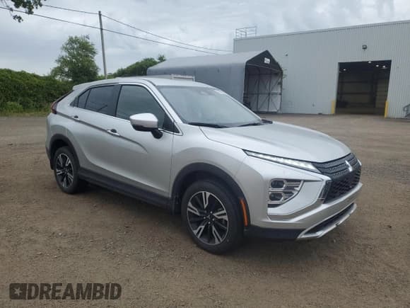 ✅ 2024 Mitsubishi Eclipse Cross LE • VIN: JA4ATVAA6RZ621052 • Lot: 70219985. Listed on Copart with 13,219 mi. Free auction sales archive from the USA and detailed vehicle history report at DreamBid. Image 4.