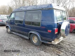 ✅ 1994 GMC Vandura • VIN: 1GDEG25K2RF512159 • Lot: 43714997. Wystawiony na IAAI z przebiegiem 143 702 mil. Bezpłatny archiwum sprzedaży aukcyjnych z USA i szczegółowy raport historii pojazdu na DreamBid. Zdjęcie 3.
