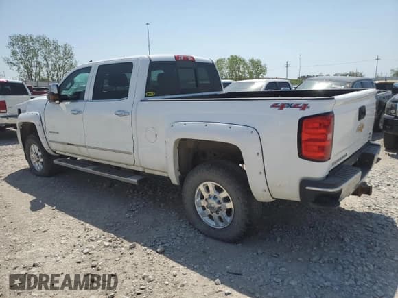 ✅ 2015 Chevrolet Silverado 2500HD LTZ • VIN: 1GC1KWEG3FF616207 • Lot: 42385845. Wystawiony na Copart z przebiegiem 125 874 mil. Bezpłatny archiwum sprzedaży aukcyjnych z USA i szczegółowy raport historii pojazdu na DreamBid. Zdjęcie 2.