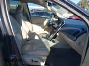 ✅ 2014 Volvo XC60 3.2L • VIN: YV4952DL5E2521300 • Lot: 43582534. Listed on IAAI with 58,190 mi. Free auction sales archive from the USA and detailed vehicle history report at DreamBid. Image 5.