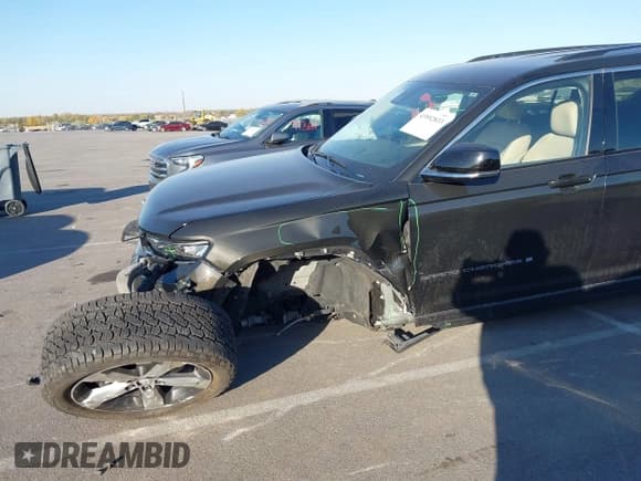 ✅ 2021 Jeep Grand Cherokee Limited • VIN: 1C4RJKBG9M8200747 • Lot: 43592833. Listed on IAAI with 59,924 mi. Free auction sales archive from the USA and detailed vehicle history report at DreamBid. Image 6.