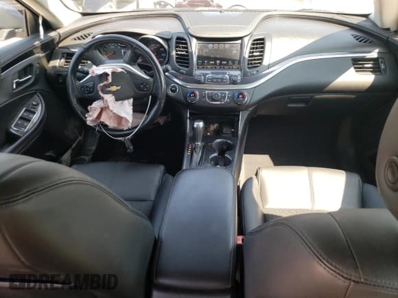 ✅ 2018 Chevrolet Impala LT • VIN: 2G1105S35J9152946 • Лот: 68585514. Опубликован ранее на Copart с пробегом 135 617 миль. Бесплатный доступ к архиву аукционных продаж из США и подробный отчёт об истории автомобиля на DreamBid. Изображение 8.