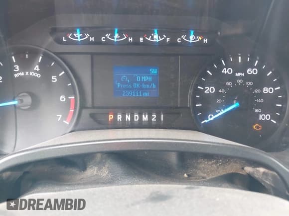 ✅ 2017 Ford F-250 Lariat • VIN: 1FT7W2B61HEE31617 • Лот: 42782785. Опубликован ранее на IAAI с пробегом 239 111 миль. Бесплатный доступ к архиву аукционных продаж из США и подробный отчёт об истории автомобиля на DreamBid. Изображение 7.