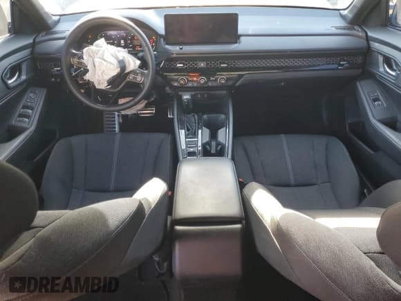 ✅ 2023 Honda Accord Sport • VIN: 1HGCY2F54PA040625 • Lot: 69416705. Wystawiony na Copart z przebiegiem 39 692 mil. Bezpłatny archiwum sprzedaży aukcyjnych z USA i szczegółowy raport historii pojazdu na DreamBid. Zdjęcie 8.