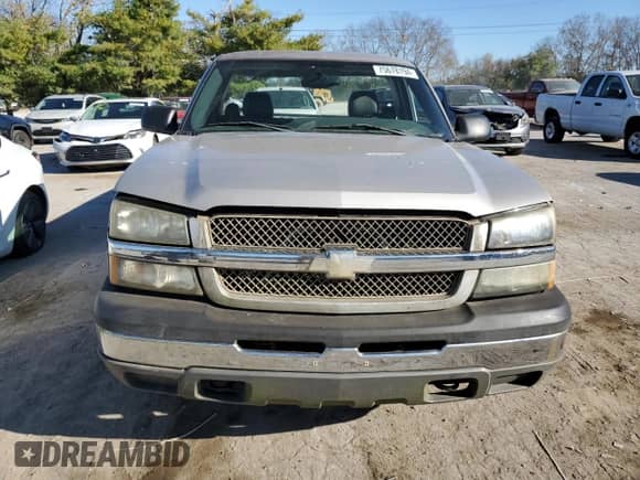 2004 Chevrolet Silverado 1500 Work Truck z VIN 1GCEK14V54Z244451, wystawiony jako Copart lot #75678194 z przebiegiem 81 721 mil mil oraz Szkoda całkowita • Salvage title. Historia ofert i sprzedaży dostępna na DreamBid. Obrazek 5.