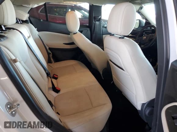 ✅ 2025 Buick Encore GX Sport Touring • VIN: KL4AMESL3SB111818 • Lot: 90853185. Wystawiony na Copart z przebiegiem 2 568 mil. Bezpłatny archiwum sprzedaży aukcyjnych z USA i szczegółowy raport historii pojazdu na DreamBid. Zdjęcie 11.