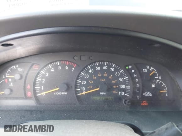 ✅ 2002 Toyota Tundra SR5 • VIN: 5TBRT34112S285190 • Lot: 42606033. Listed on IAAI with 220,865 mi. Free auction sales archive from the USA and detailed vehicle history report at DreamBid. Image 7.