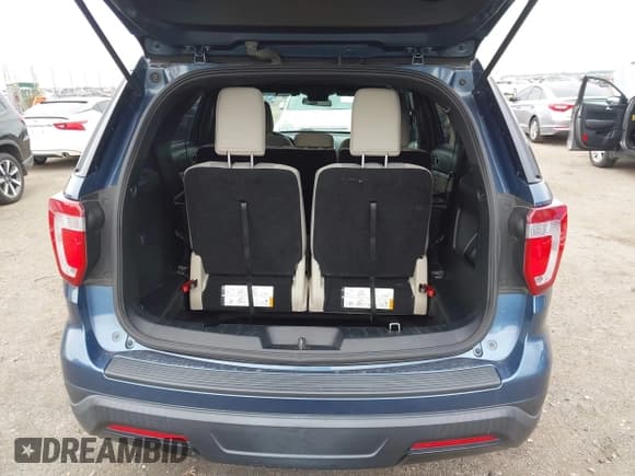 ✅ 2019 Ford Explorer • VIN: 1FM5K7B85KGA26725 • Лот: 42523530. Опубликован ранее на IAAI с пробегом 43 972 миль. Бесплатный доступ к архиву аукционных продаж из США и подробный отчёт об истории автомобиля на DreamBid. Изображение 17.