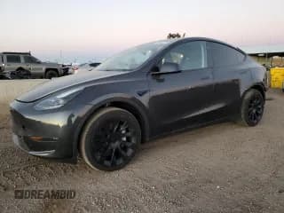 ✅ 2024 Tesla Model Y Long Range • VIN: 7SAYGDEE3RA251362 • Lot: 85402225. Wystawiony na Copart z przebiegiem 22 030 mil. Bezpłatny archiwum sprzedaży aukcyjnych z USA i szczegółowy raport historii pojazdu na DreamBid. Zdjęcie 1.