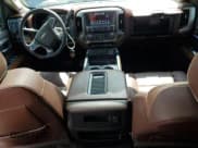 ✅ 2019 Chevrolet Silverado 2500HD High Country • VIN: 1GC1KUEY7KF277037 • Lot: 64945955. Listed on Copart with 71,249 mi. Free auction sales archive from the USA and detailed vehicle history report at DreamBid. Image 8.