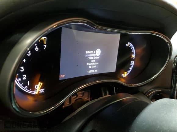 ✅ 2019 Jeep Grand Cherokee Overland • VIN: 1C4RJFCG1KC750413 • Lot: 65745995. Listed on Copart with 132,583 mi. Free auction sales archive from the USA and detailed vehicle history report at DreamBid. Image 9.