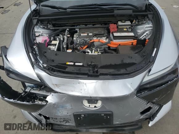 ✅ 2024 Lexus RZ 450e Premium • VIN: JTJAAAAB6RA026338 • Лот: 66335135. Опубликован ранее на Copart с пробегом 8 558 миль. Бесплатный доступ к архиву аукционных продаж из США и подробный отчёт об истории автомобиля на DreamBid. Изображение 12.