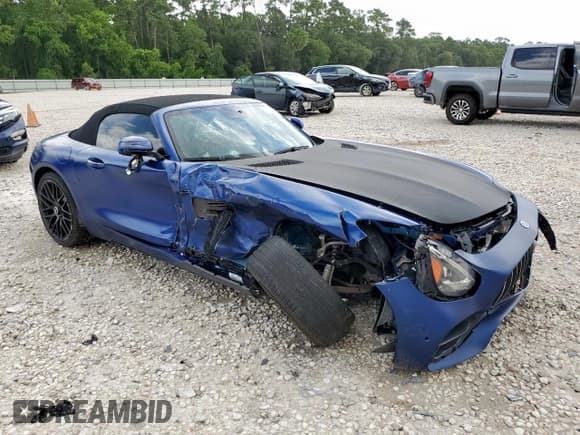 ✅ 2021 Mercedes-Benz AMG GT • VIN: W1KYK8CA5MA041651 • Lot: 63259495. Listed on Copart with 30,748 mi. Free auction sales archive from the USA and detailed vehicle history report at DreamBid. Image 4.