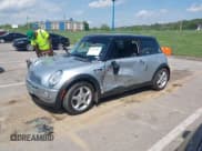 ✅ 2003 MINI Hardtop • VIN: WMWRC334X3TC43283 • Lot: 42112892. Listed on IAAI with 87,513 mi. Free auction sales archive from the USA and detailed vehicle history report at DreamBid. Image 2.