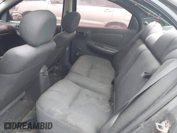 ✅ 2004 Dodge Neon SXT • VIN: 1B3ES56C74D500400 • Lot: 42774545. Wystawiony na IAAI z przebiegiem 301 756 mil mil. Skorzystaj z bezpłatnego archiwum sprzedaży aukcyjnych z USA i zobacz szczegółowy raport historii pojazdu na DreamBid. Zdjęcie 8.