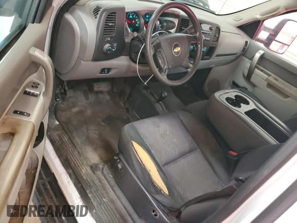 ✅ 2013 Chevrolet Silverado 2500HD Work Truck • VIN: 1GC0KVCG4DZ166135 • Лот: 68543465. Опубликован ранее на Copart с пробегом 134 928 миль. Бесплатный доступ к архиву аукционных продаж из США и подробный отчёт об истории автомобиля на DreamBid. Изображение 8.