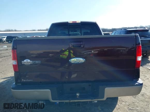 ✅ 2008 Ford F-150 XLT • VIN: 1FTPW12548KD59833 • Lot: 41764806. Listed on IAAI with 128,606 mi. Free auction sales archive from the USA and detailed vehicle history report at DreamBid. Image 16.