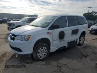 ✅ 2018 Dodge Grand Caravan SE • VIN: 2C7WDGBG6JR243226 • Lot: 54973594. Wystawiony na Copart z przebiegiem 181 561 mil. Bezpłatny archiwum sprzedaży aukcyjnych z USA i szczegółowy raport historii pojazdu na DreamBid. Zdjęcie 1.