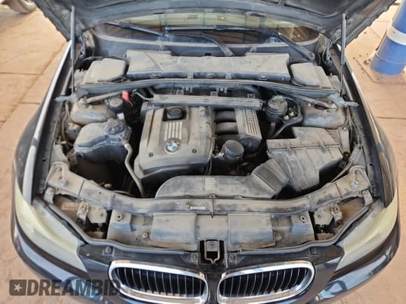 ✅ 2011 BMW 3 Series 328i • VIN: WBAPH7C50BE678113 • Lot: 90509705. Listed on Copart with 91,331 mi. Free auction sales archive from the USA and detailed vehicle history report at DreamBid. Image 11.