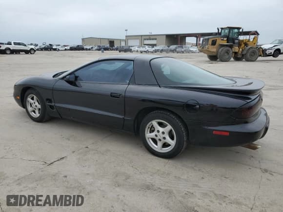 ✅ 1999 Pontiac Firebird Firebird • VIN: 2G2FS22K0X2226888 • Lot: 51380795. Listed on Copart with 137,800 mi. Free auction sales archive from the USA and detailed vehicle history report at DreamBid. Image 2.