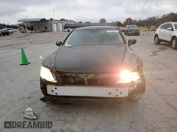 ✅ 2008 Lexus LS 460 • VIN: JTHBL46F185074088 • Lot: 93249875. Listed on Copart with 114,747 mi. Free auction sales archive from the USA and detailed vehicle history report at DreamBid. Image 13.