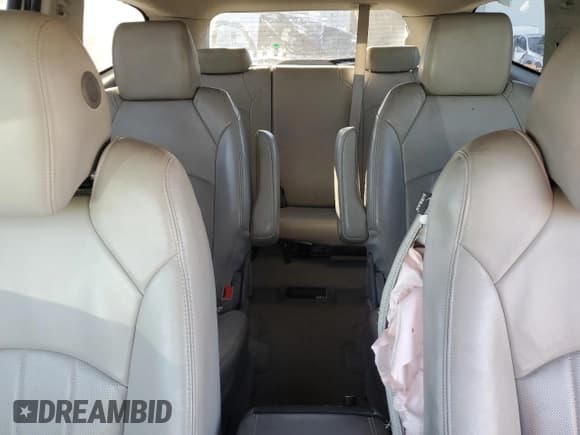 ✅ 2013 Chevrolet Traverse LTZ • VIN: 1GNKRLKD4DJ260781 • Lot: 89575525. Wystawiony na Copart z przebiegiem 207 623 mil. Bezpłatny archiwum sprzedaży aukcyjnych z USA i szczegółowy raport historii pojazdu na DreamBid. Zdjęcie 10.