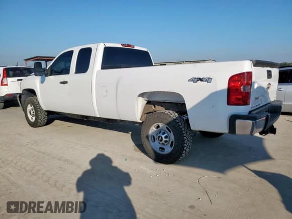 ✅ 2013 Chevrolet Silverado 2500HD • VIN: 1GB2KVCG1DZ378522 • Лот: 72003515. Опубликован ранее на Copart с пробегом 103 373 миль. Бесплатный доступ к архиву аукционных продаж из США и подробный отчёт об истории автомобиля на DreamBid. Изображение 2.