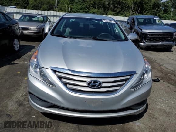 ✅ 2014 Hyundai Sonata GLS • VIN: 5NPEB4AC2EH933795 • Lot: 68355824. Listed on Copart with 110,897 mi. Free auction sales archive from the USA and detailed vehicle history report at DreamBid. Image 5.