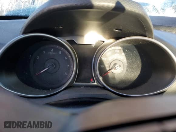 2015 Hyundai Veloster z VIN KMHTC6AD2FU226062, wystawiony jako Copart lot #42918224 z przebiegiem Nie podano mil oraz . Historia ofert i sprzedaży dostępna na DreamBid. Obrazek 9.