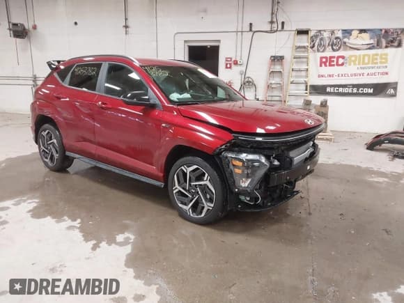 ✅ 2025 Hyundai Kona N Line S • VIN: KM8HBCA33SU205374 • Лот: 41253782. Опубликован ранее на IAAI с пробегом 626 миль. Бесплатный доступ к архиву аукционных продаж из США и подробный отчёт об истории автомобиля на DreamBid. Изображение 1.