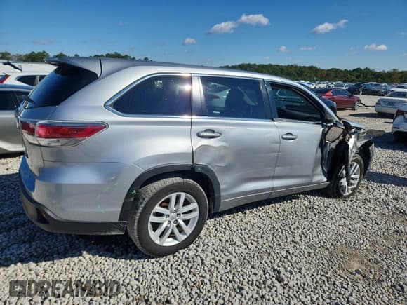 ✅ 2015 Toyota Highlander LE • VIN: 5TDZARFH9FS014040 • Lot: 90618885. Listed on Copart with 92,240 mi. Free auction sales archive from the USA and detailed vehicle history report at DreamBid. Image 3.