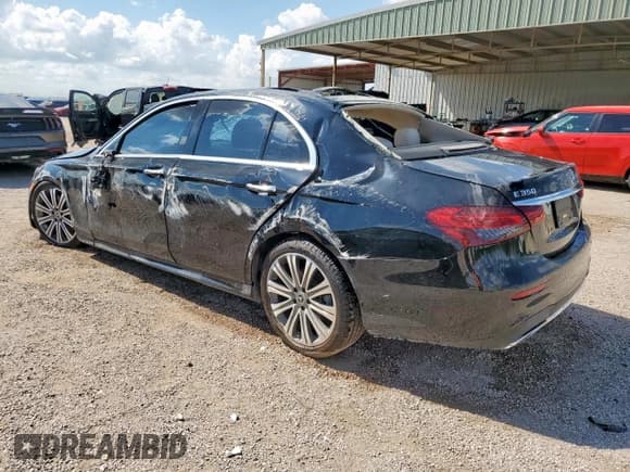 ✅ 2021 Mercedes-Benz E 350 • VIN: W1KZF8EB2MA969643 • Lot: 80850835. Wystawiony na Copart z przebiegiem 46 703 mil. Bezpłatny archiwum sprzedaży aukcyjnych z USA i szczegółowy raport historii pojazdu na DreamBid. Zdjęcie 2.