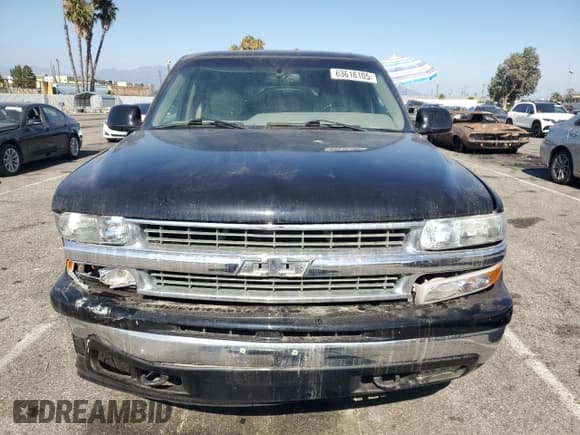 ✅ 2001 Chevrolet Suburban LS • VIN: 1GNEC16T21J305247 • Лот: 63616105. Опубликован ранее на Copart с пробегом 264 025 миль. Бесплатный доступ к архиву аукционных продаж из США и подробный отчёт об истории автомобиля на DreamBid. Изображение 5.