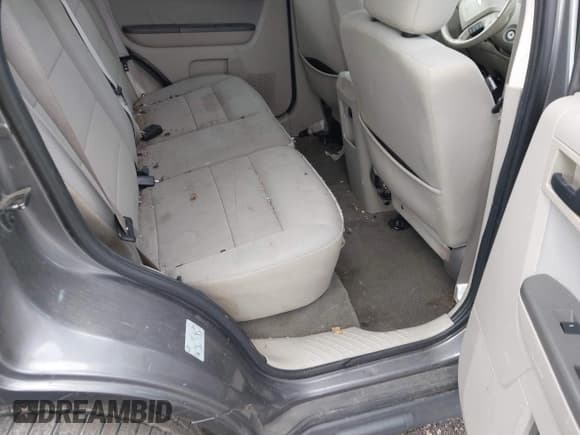 ✅ 2012 Ford Escape XLT • VIN: 1FMCU0D70CKC36581 • Lot: 43563302. Listed on IAAI with 120,064 mi. Free auction sales archive from the USA and detailed vehicle history report at DreamBid. Image 8.