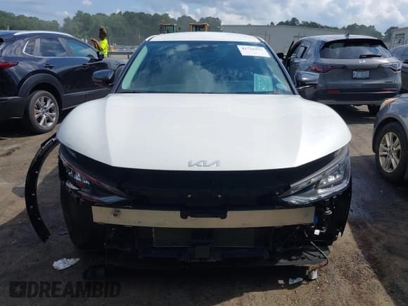 ✅ 2023 Kia EV6 Wind • VIN: KNDC34LAXP5608458 • Lot: 42722937. Listed on IAAI with 22,307 mi. Free auction sales archive from the USA and detailed vehicle history report at DreamBid. Image 12.