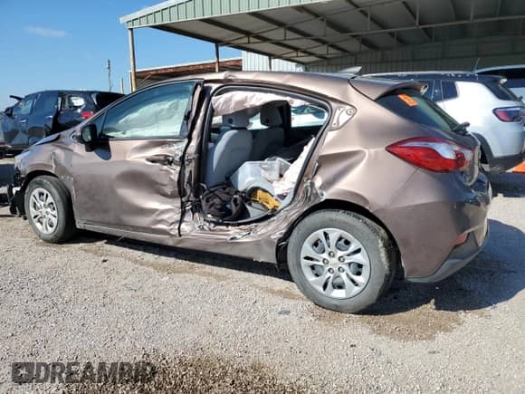 2019 Chevrolet Cruze LS с VIN 3G1BC6SM1KS610867, выставлен на аукционе Copart как лот 61959885 с пробегом Не указан миль и Чистый • Clean title. История ставок и продаж доступна на DreamBid. Изображение 2.